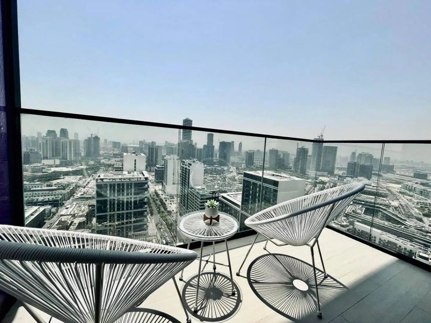 Aesthetic 1Br In Binghatti House Free Pool Gym Dubai Apartment